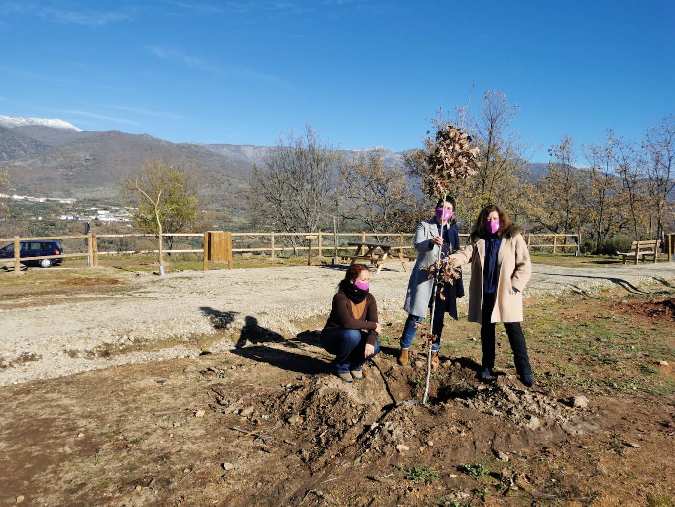 Fotos: El Rincón Veratísima reconoce y reivindica la labor de la mujer en el mundo rural