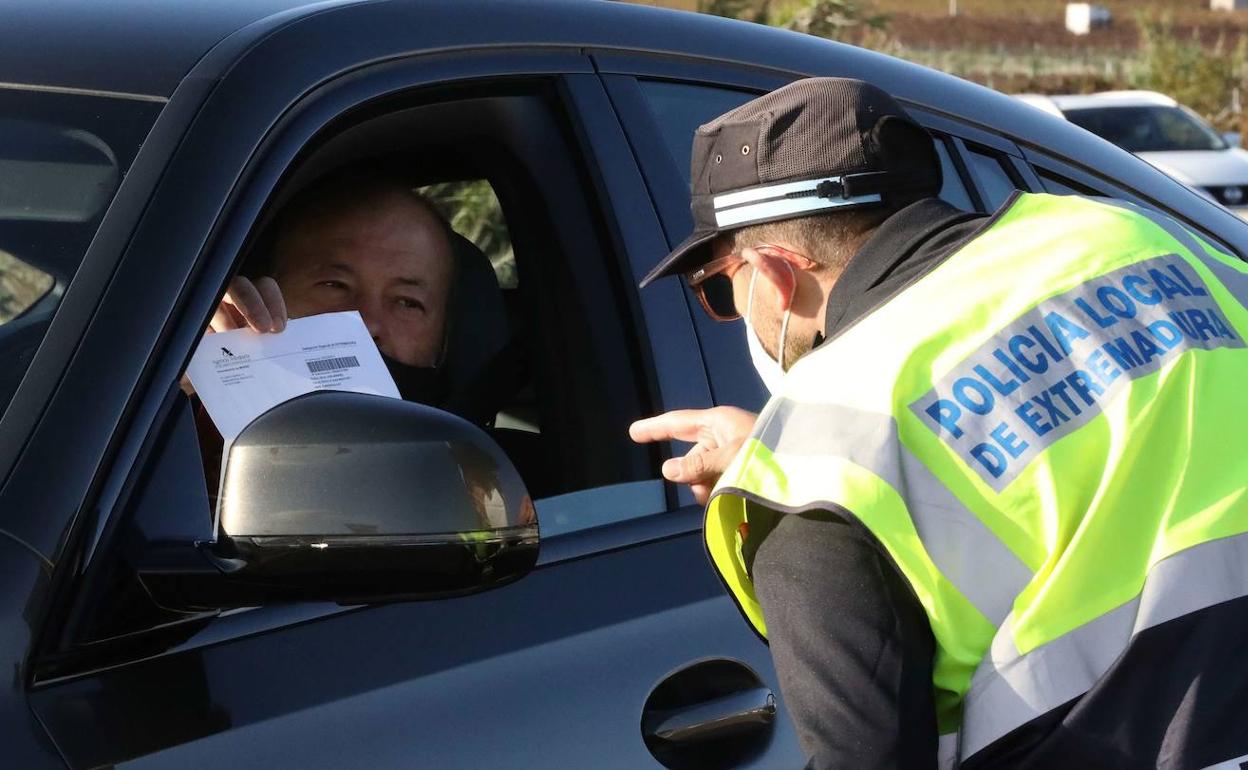 La incidencia pasa de 200 casos y este viernes se confinará Talayuela, Logrosán y Cañamero