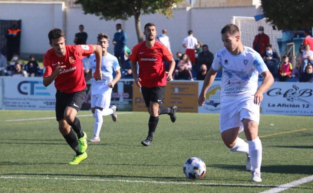 El encuentro ante el Montijo fue el primero que se jugó con público esta temporada