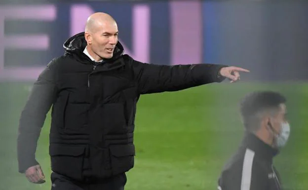 Zidane, tras un «trabajadísimo» triunfo: «Gracias a los jugadores»