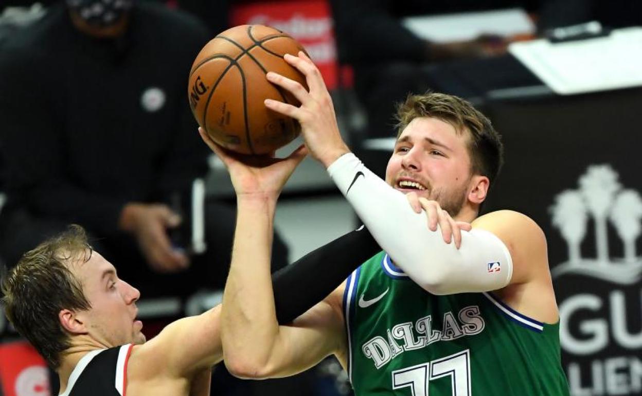 Luka Doncic, en el recital de Dallas frente a los Clippers. 