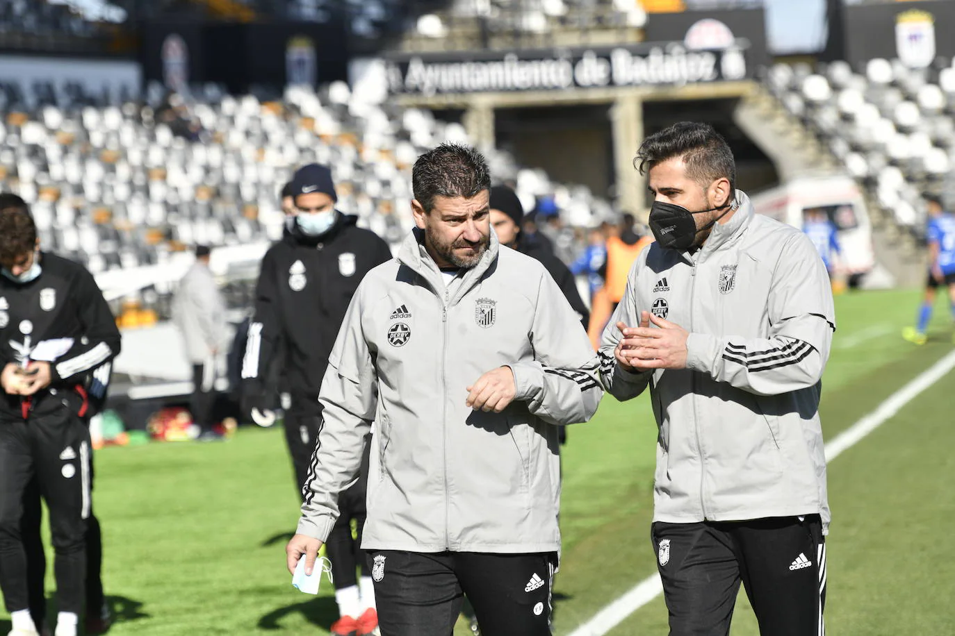 Fotos: El Badajoz vence al Melilla por 2-0 en el Nuevo Vivero