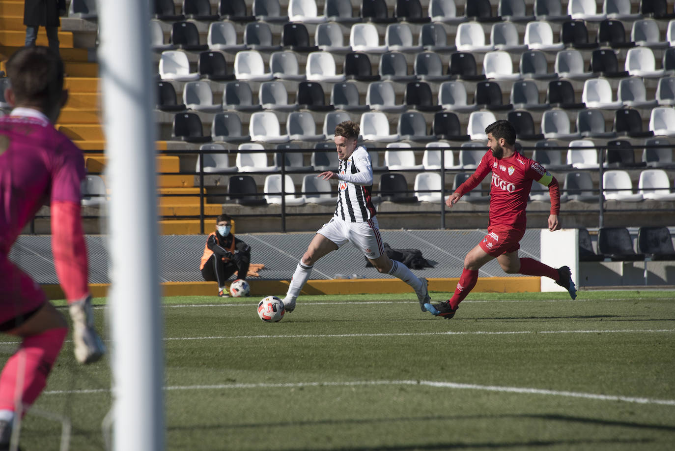 Fotos: Victoria del CD Badajoz ante el Socuéllamos