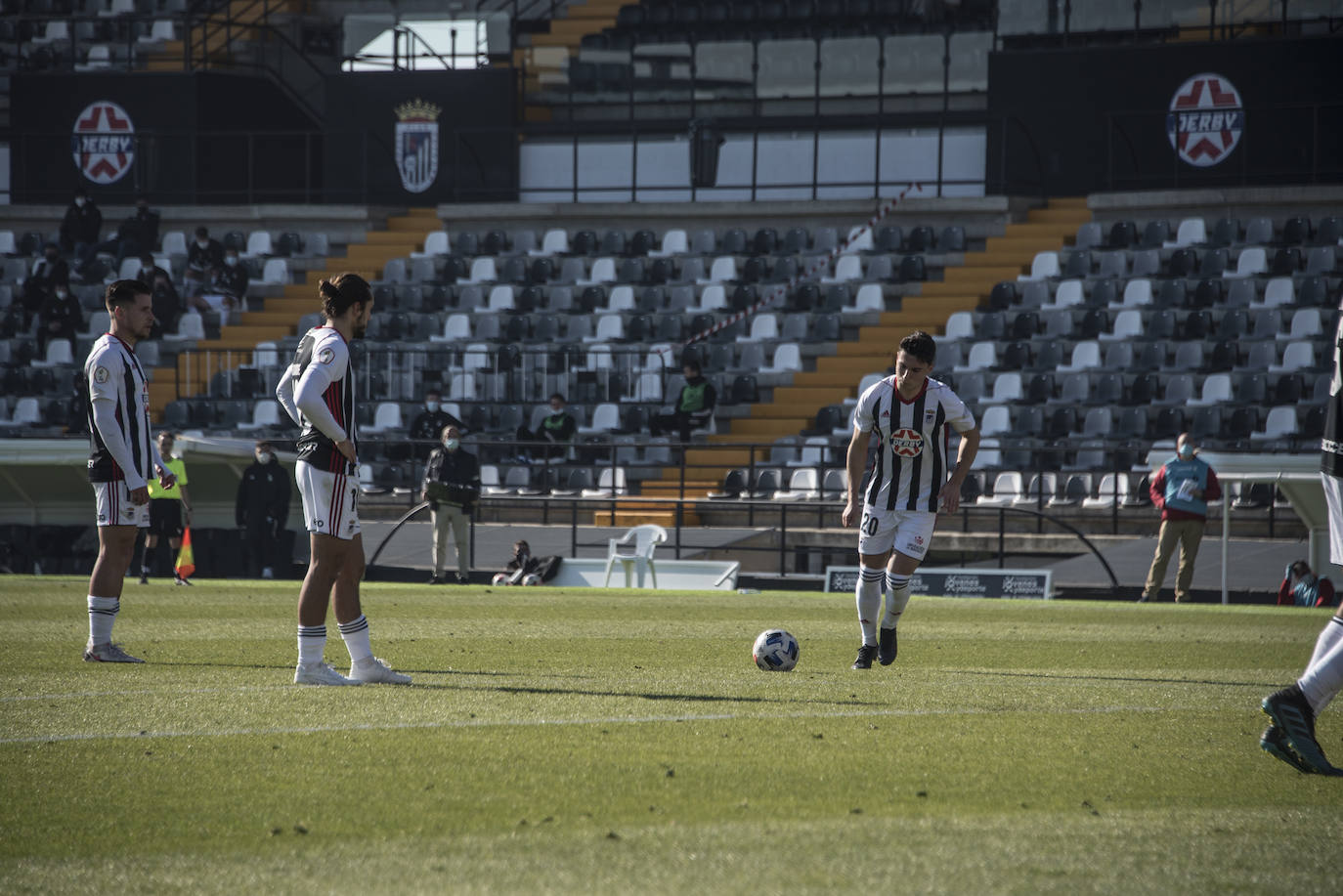 Fotos: Victoria del CD Badajoz ante el Socuéllamos