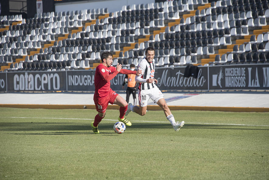 Fotos: Victoria del CD Badajoz ante el Socuéllamos