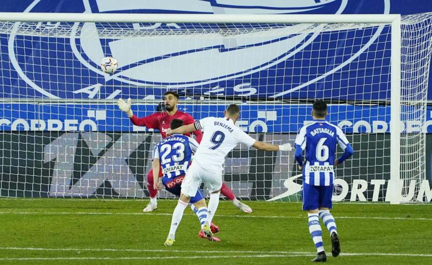 Fotos: Las mejores imágenes del Alavés-Real Madrid