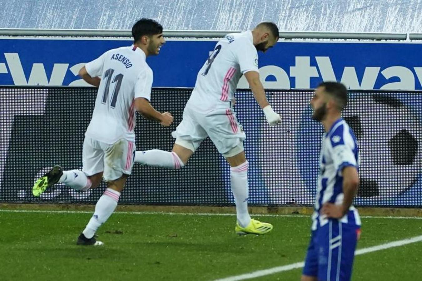 Fotos: Las mejores imágenes del Alavés-Real Madrid