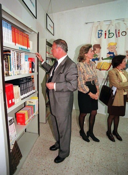 4 de mayo de 1998. Inauguración de la biblioteca de San Fernando 