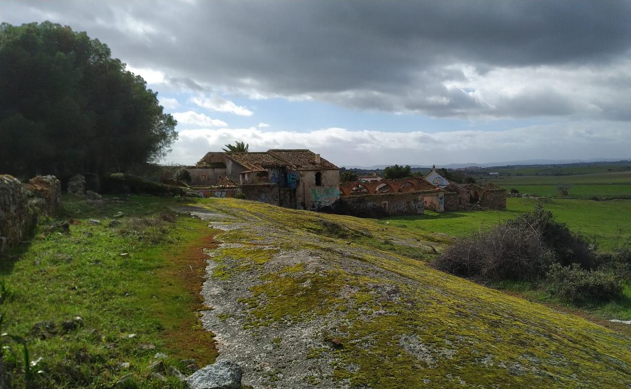 Los agentes de Policía localizaron a algunos jóvenes al final de los caminos que dan al Junquillo, Macondo y Castellanos.