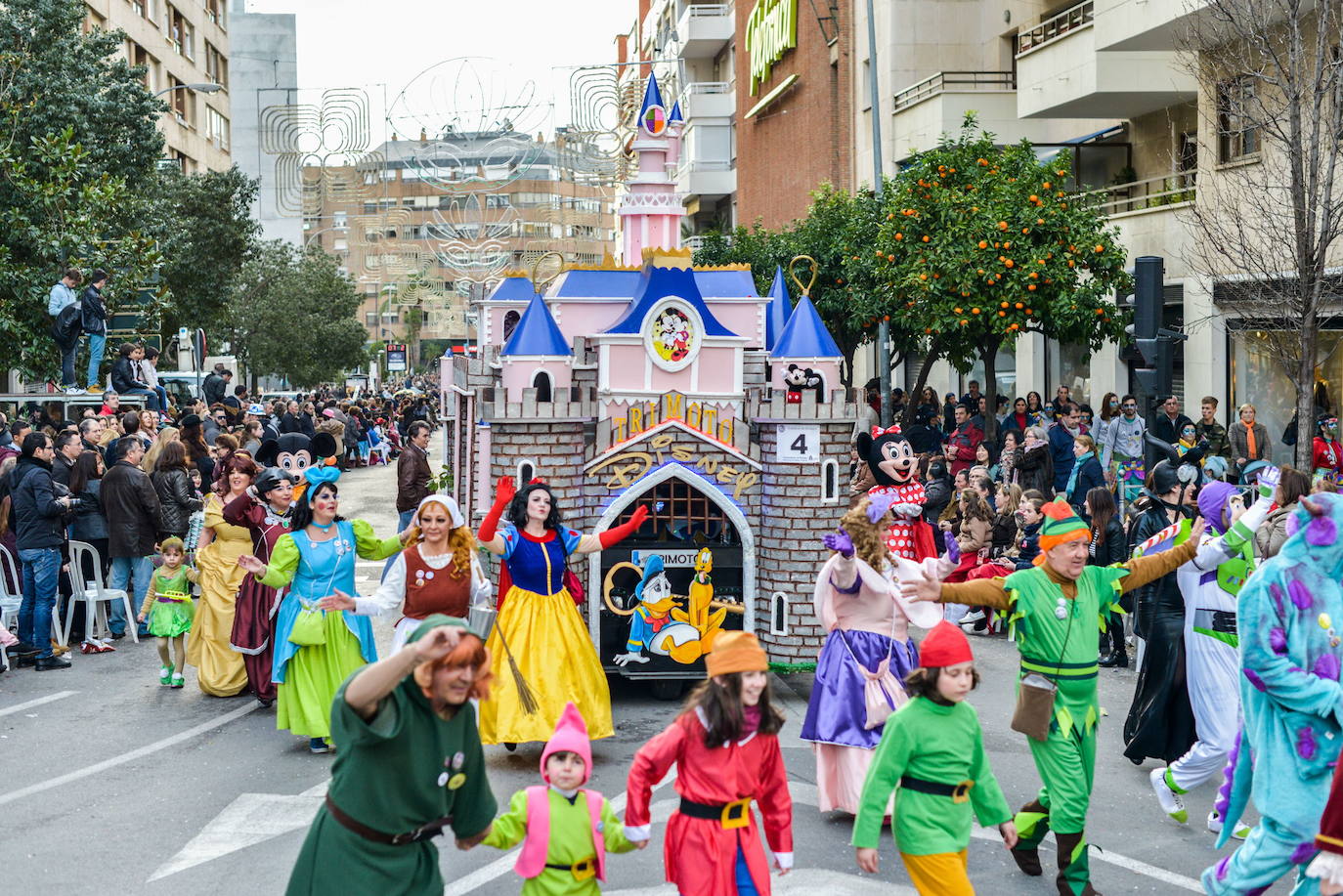 Fotos: Carnaval de Badajoz | Los artefactos de ayer y de hoy