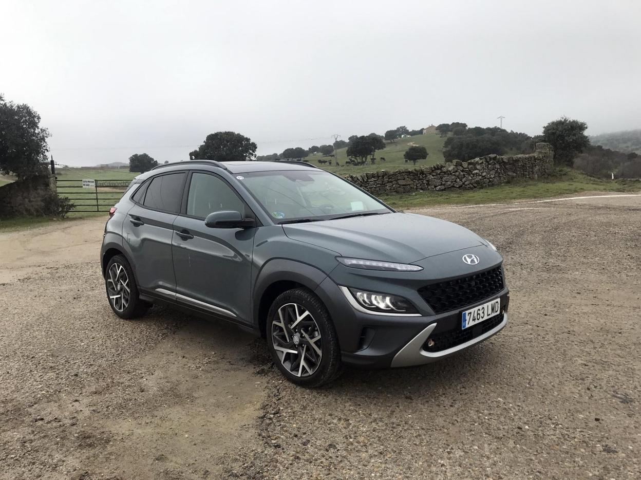 La nueva generación ofrece un frontal distinto, luz diurna en el capó y pasos de rueda más grandes. 