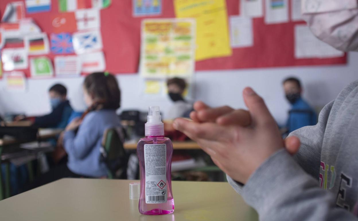 Educación y coronavirus: Las aulas cerradas en Extremadura bajan hasta las 57