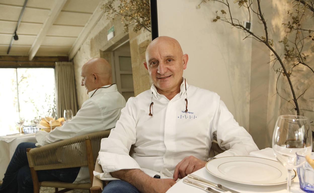 Toño Pérez en su restaurante Torre de Sande. 