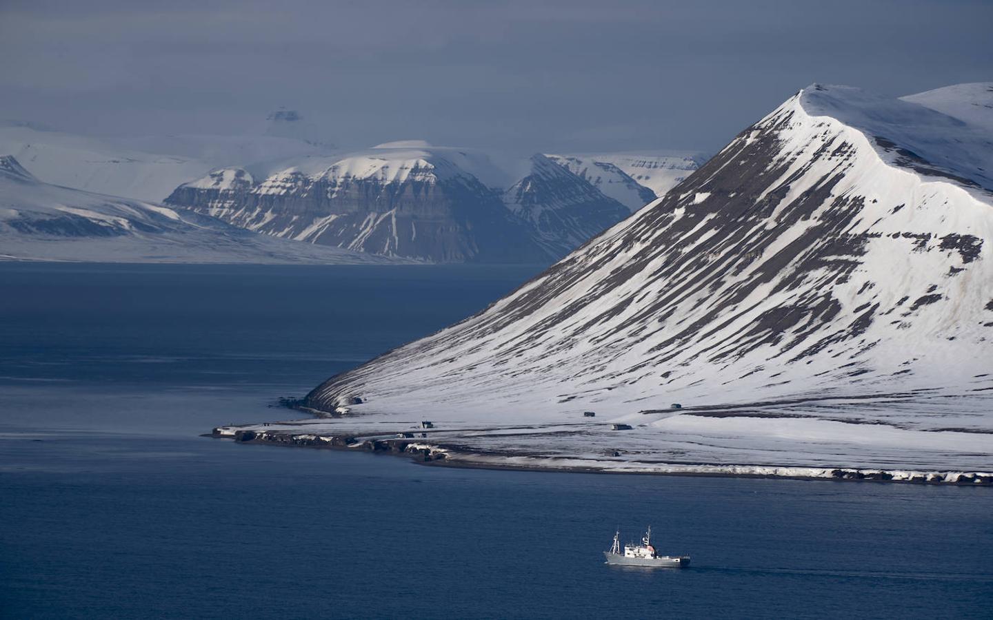 Fotos: Las impresionantes imágenes de naturaleza extrema en la isla de Svalbard