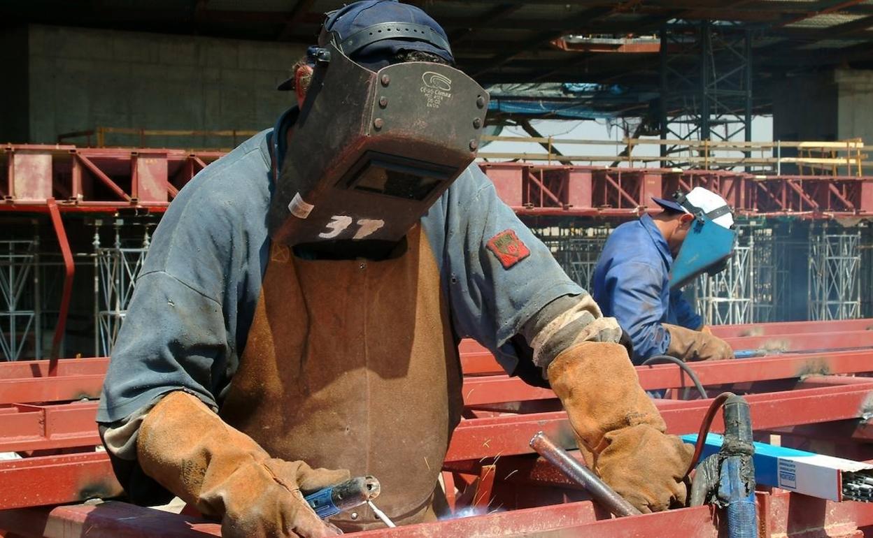 Fregenal registra 13 parados menos en marzo