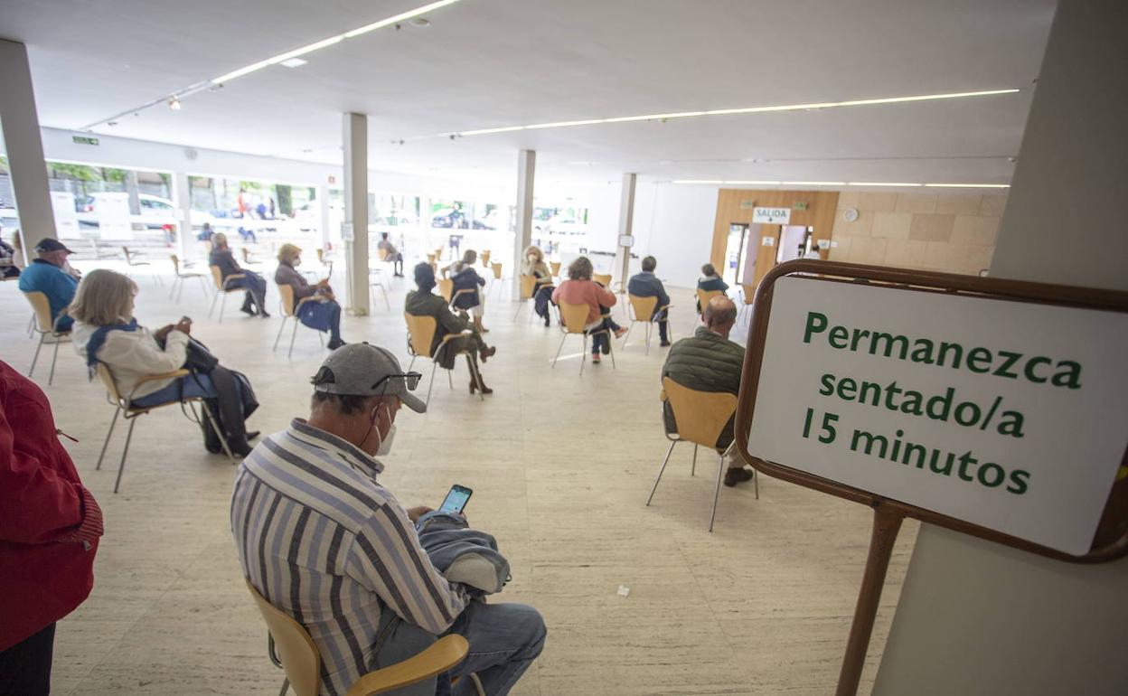 Vacunas Covid: Llamamiento a los mayores de 70 de Cáceres y otros cinco municipios que aún no se han vacunado