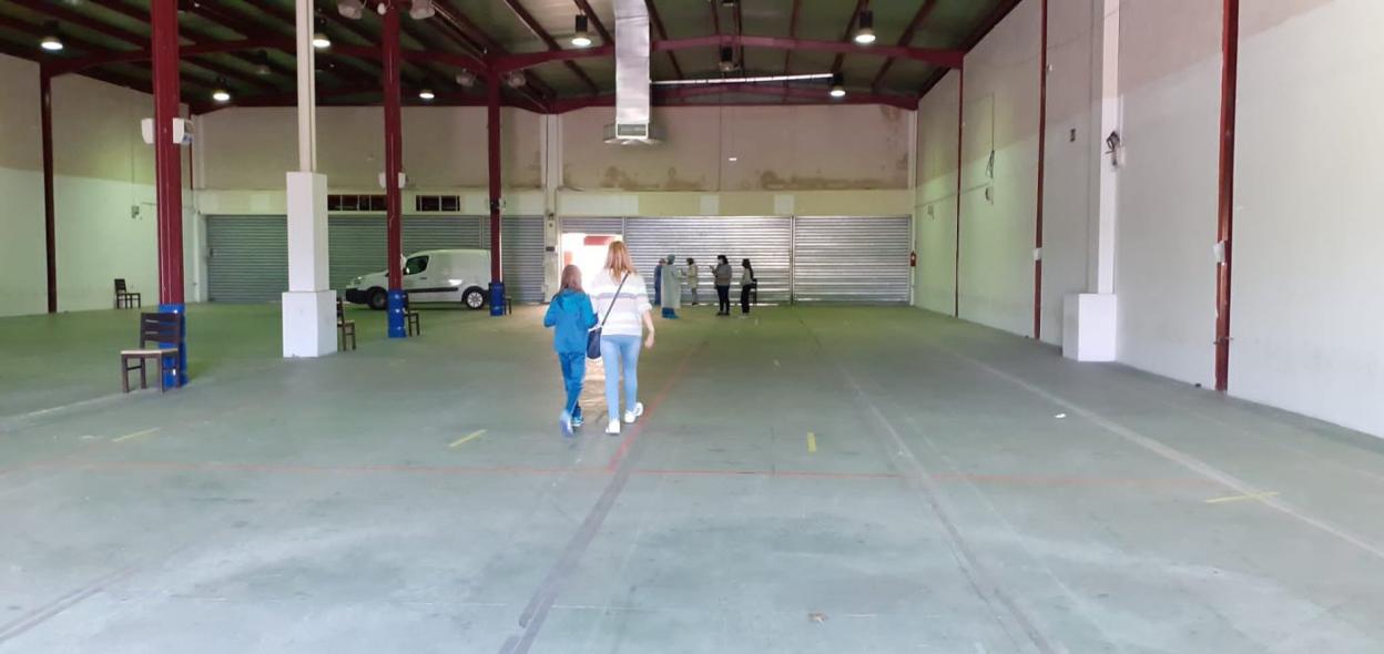 El cribado de ayer mantuvo un goteo incesante de personas. 