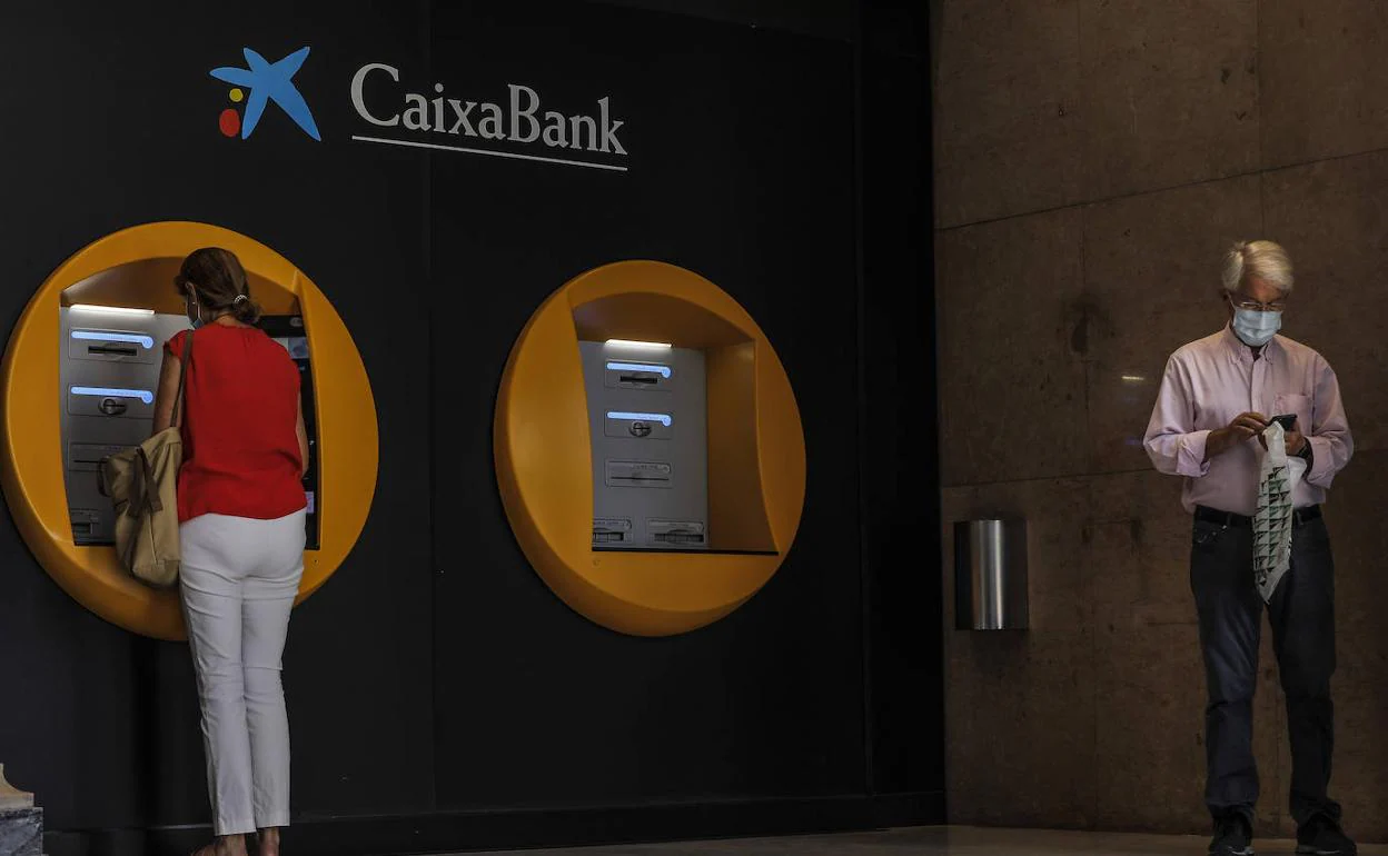 Fusión de CaixaBank y Bankia: CaixaBank plantea el despido de