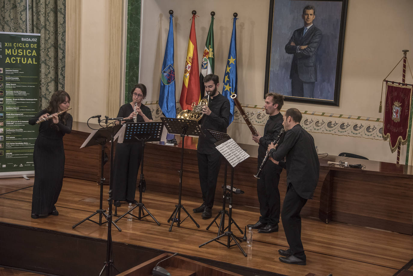 Fotos: Una tortilla por la visibilidad y un día por el jazz
