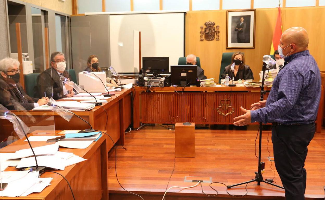 Pedro Salguero durante el juicio el pasado mes de abril en Mérida. 