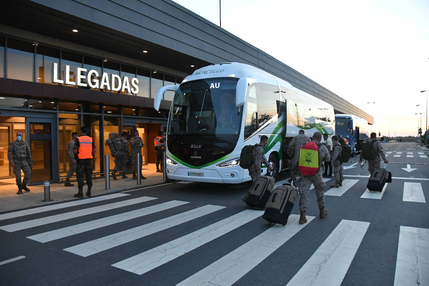 Fotos: Regresa de Mali un contingente de militares extremeños