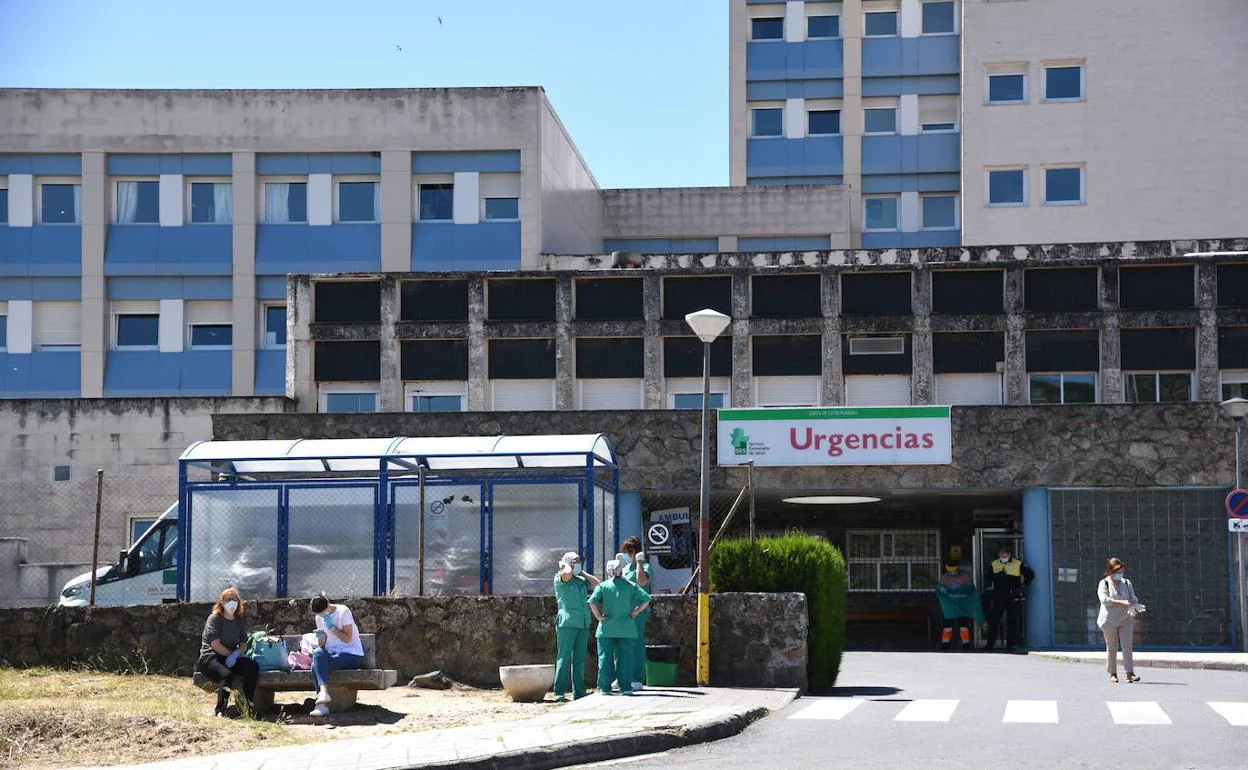 Hospital de Plasencia, para el que se plantea la unificación de servicios con Coria y Navalmoral de la Mata. 