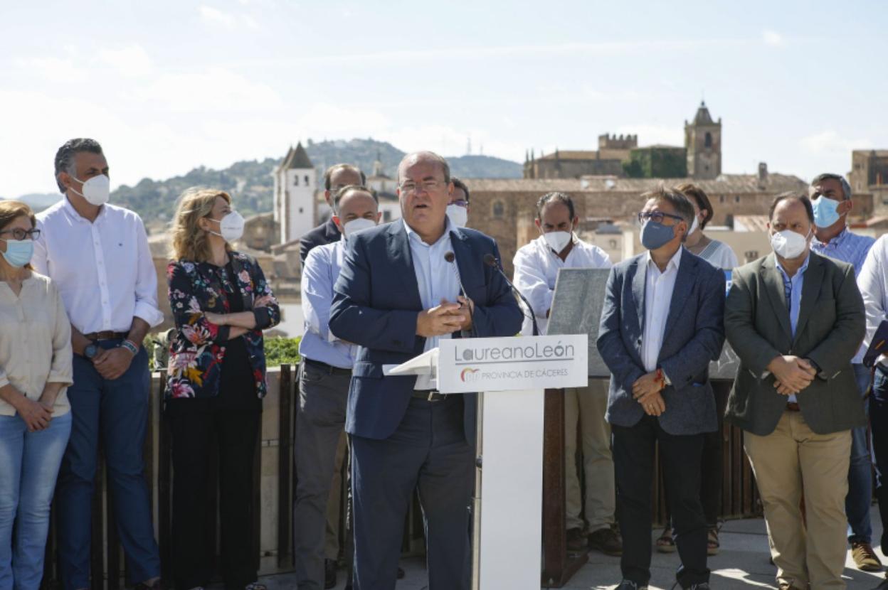 José Antonio Monago esta semana durante la presentación de la candidatura de Laureano León al congreso del PP en Cáceres. 