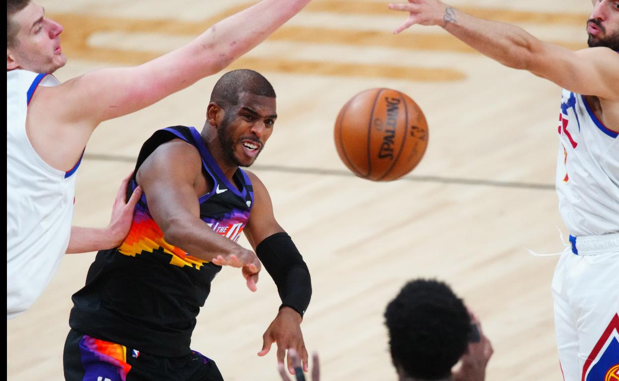 Chris Paul, durante el partido de ayer. 