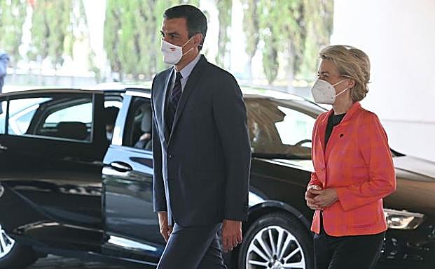 El presidente del Gobierno, Pedro Sánchez, recibe este miércoles a la presidenta de la Comisión Europea, Ursula von der Leyen.