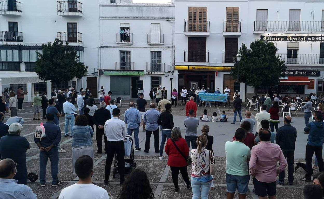 Una de las periódicas concentraciones por los impagos. 