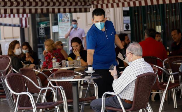 La incidencia de la covid en Extremadura sigue su escalada y alcanza los 404 casos 