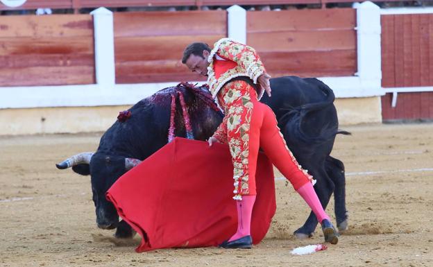 Ferrera, Morante y Manzanares se reparten cinco orejas en la primera de la Feria de Mérida