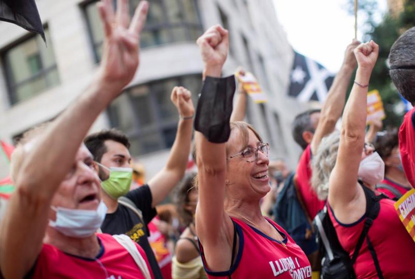 Manifestantes en Barcelona, durante la Diada. 