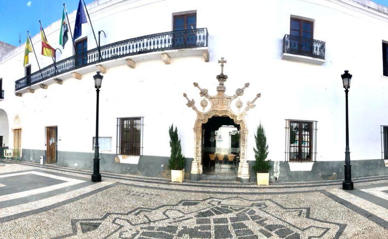 Ayuntamiento de Olivenza, localidad que tarda una media de 206 días en pagar a sus proveedores. 