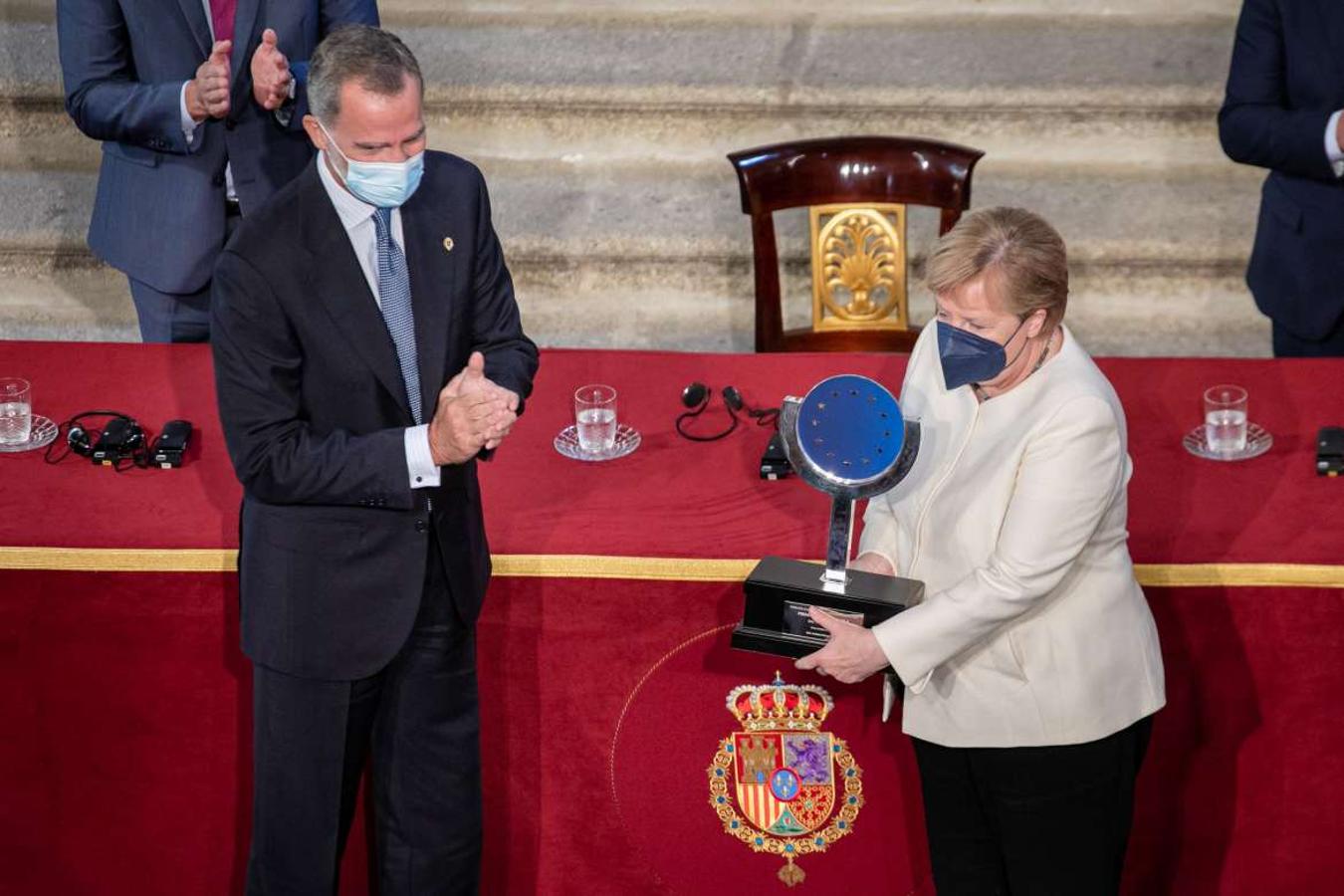 Fotos: Angela Merkel recibe el premio Carlos V