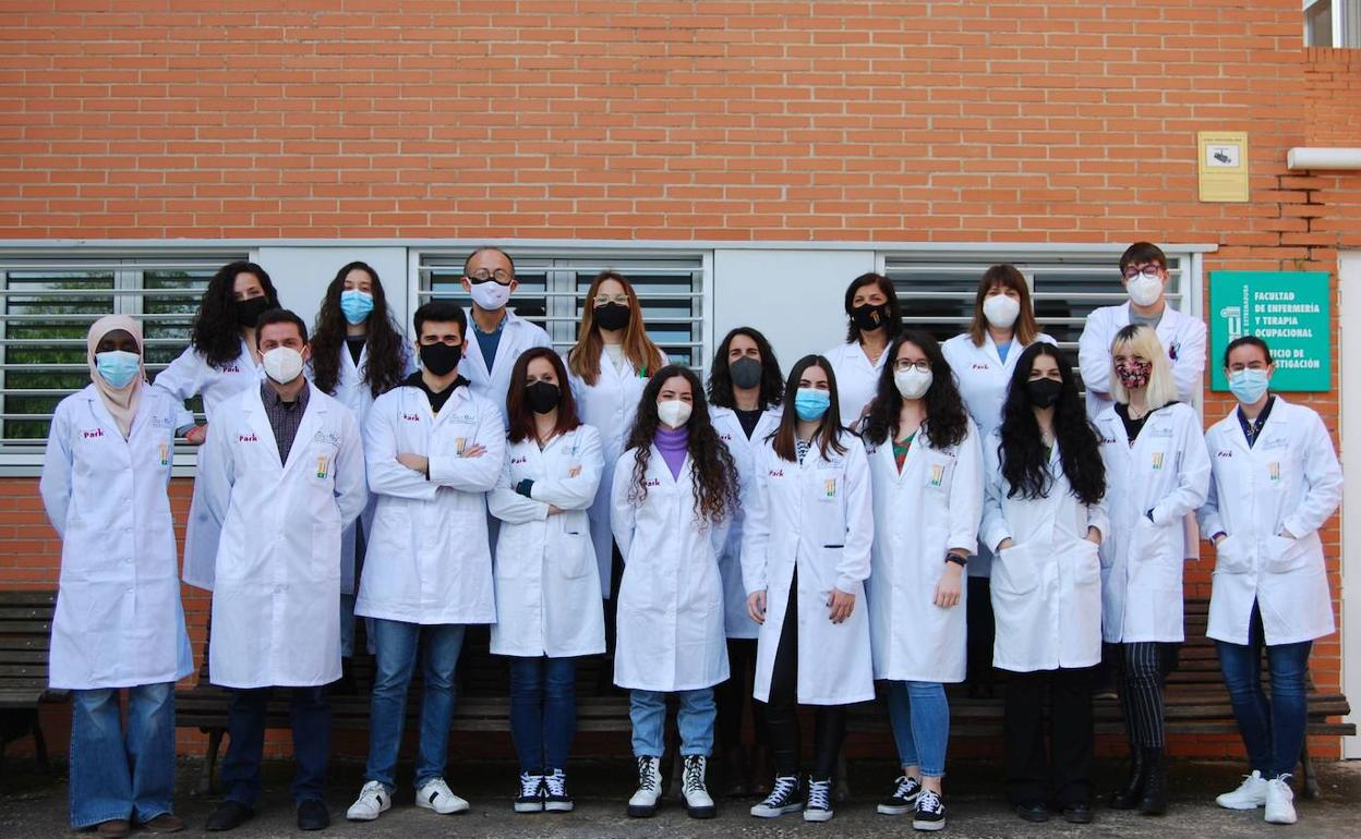 La UEx investiga cómo la jalea real puede luchar contra el parkinson