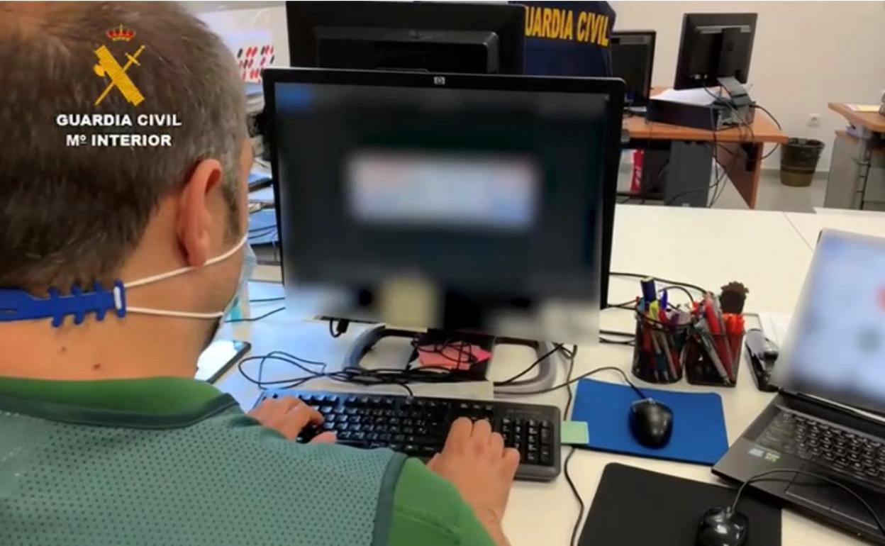 Detenidos dos hombres por estafas a través de Internet gracias a denuncias puestas en la provincia de Cáceres