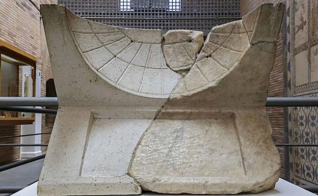 Reloj semiesférico.