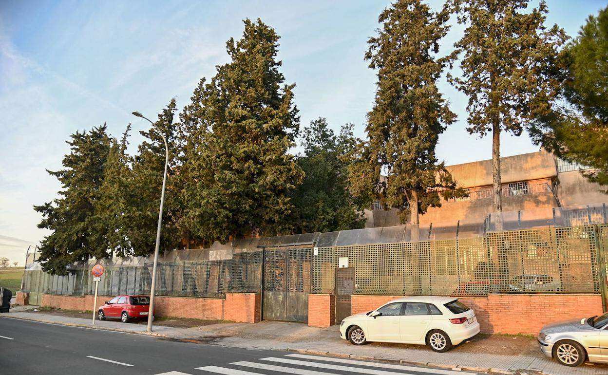 El edificio del Marcelo Nessi, en la carretera de Campomayor frente al Nevero. 