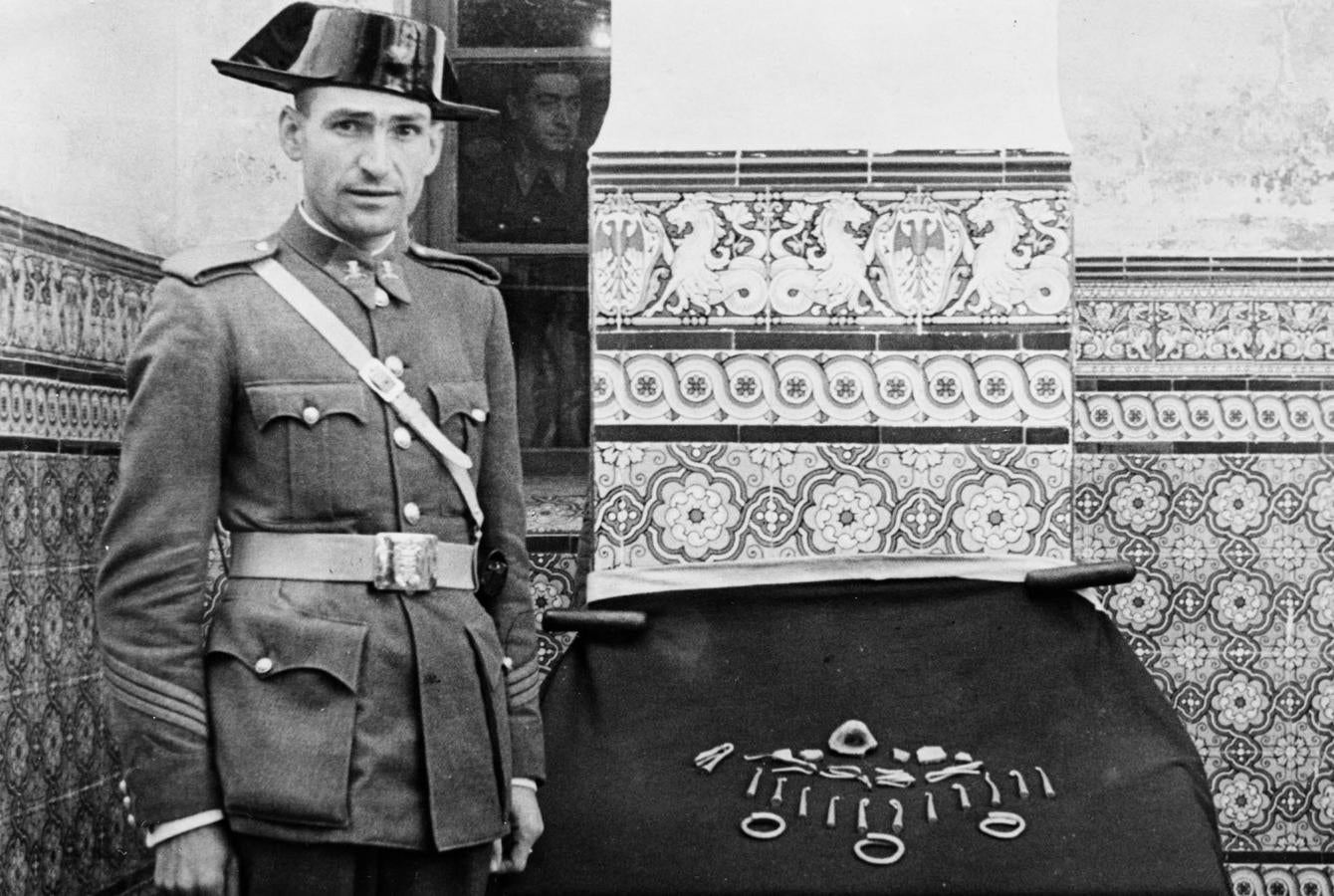 En 1943 fue descubierto el Tesoro de Bodonal de la Sierra.