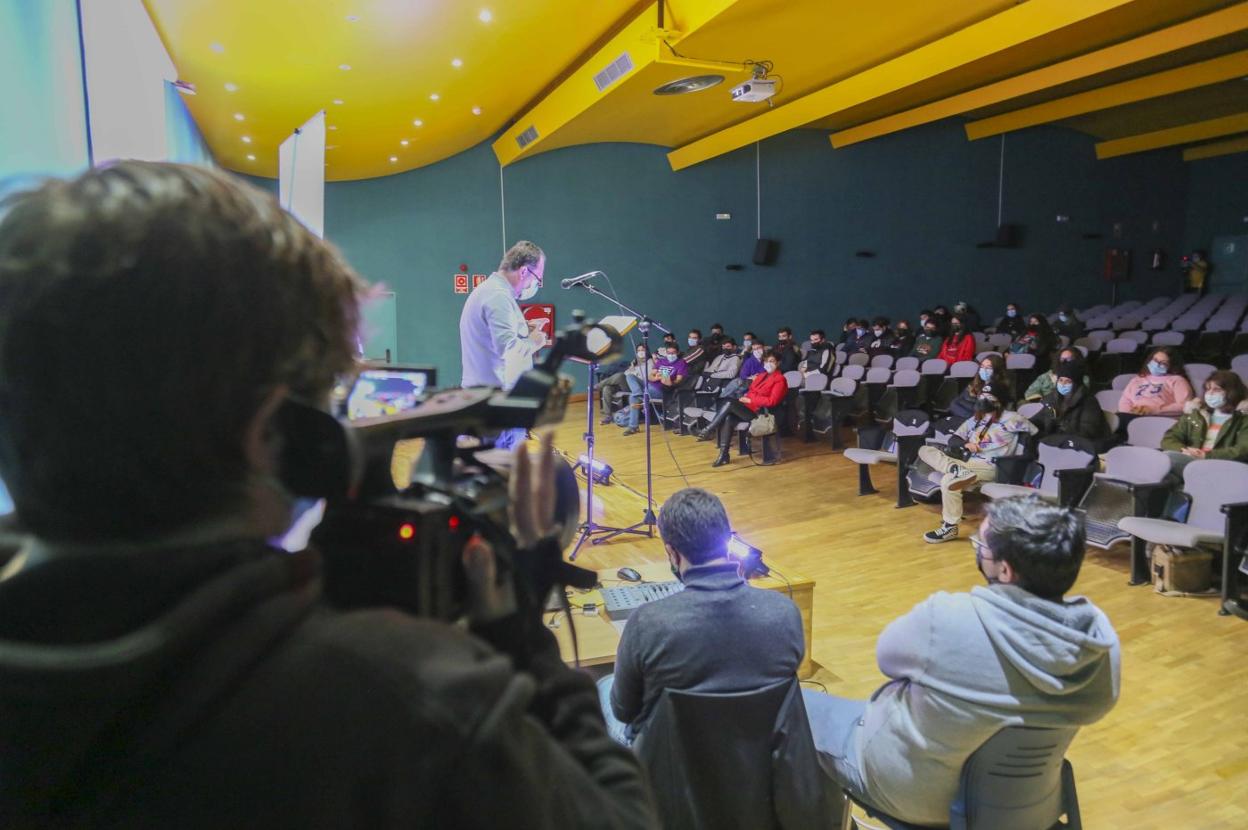 Gala de clausura celebrada ayer en la Biblioteca del Estado. 