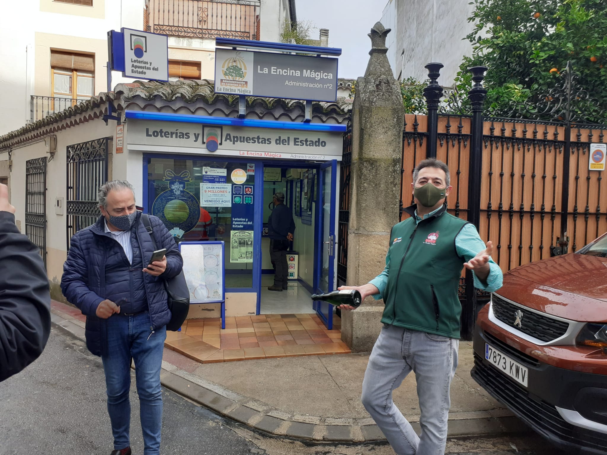 Navalmoral. En el número 9 de la calle Zaragoza se ha vendido un quinto premio, el 26711. 