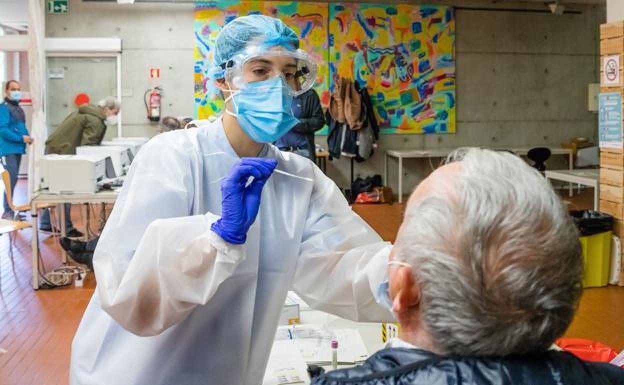 Coronavirus en Extremadura: Desciende ligeramente la incidencia en la región