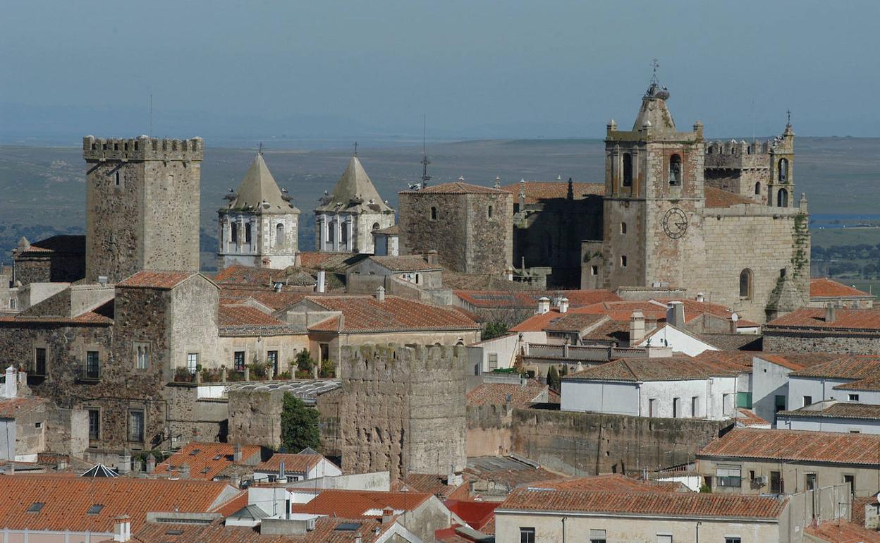 Imagen de la Ciudad Monumental en donde lucharon dos bandos de nobles en el siglo XV. 