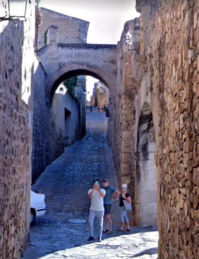 Imagen actual del Arco de la Estrella. 