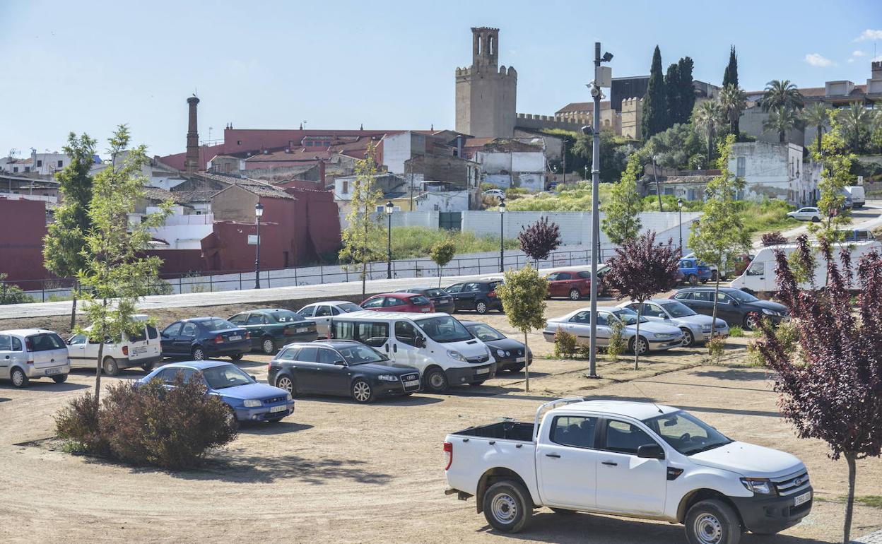 El aparcamiento del baluarte de San Pedro, en el Campillo. 