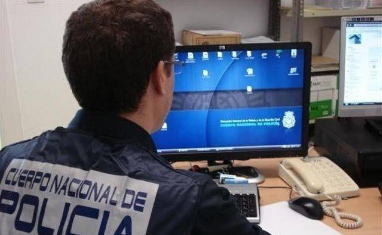 La Policía Nacional descubrió que tenía más de 6.500 archivos con contenido pedófilo. 
