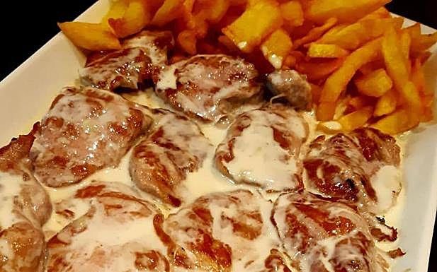 Imagen principal - Los Castúos: la jacha, el jigo, la jiguera y mucho más