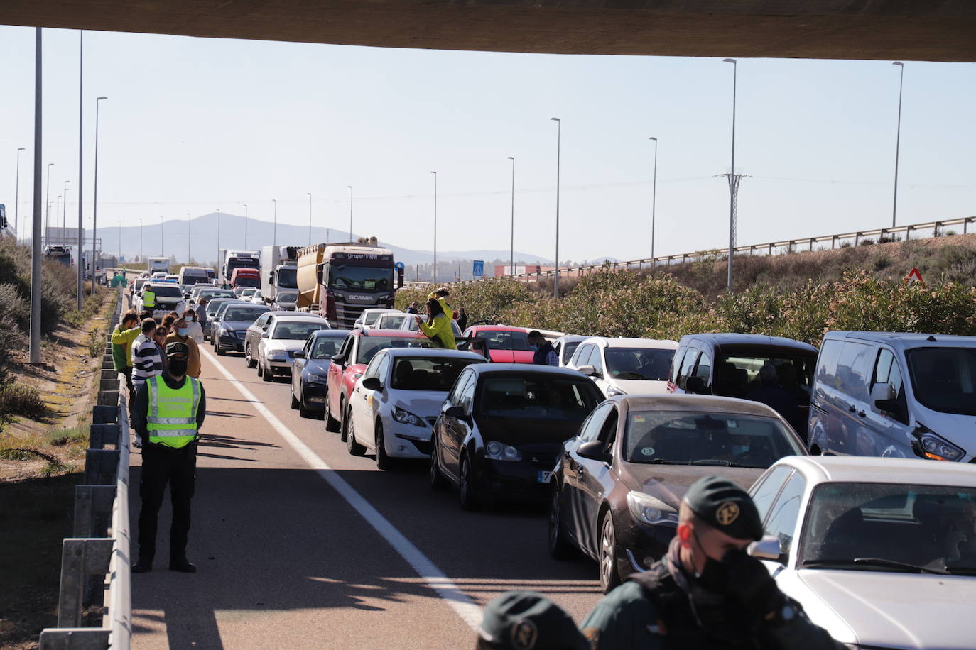 Fotos: Protesta de los agricultores en Miajadas