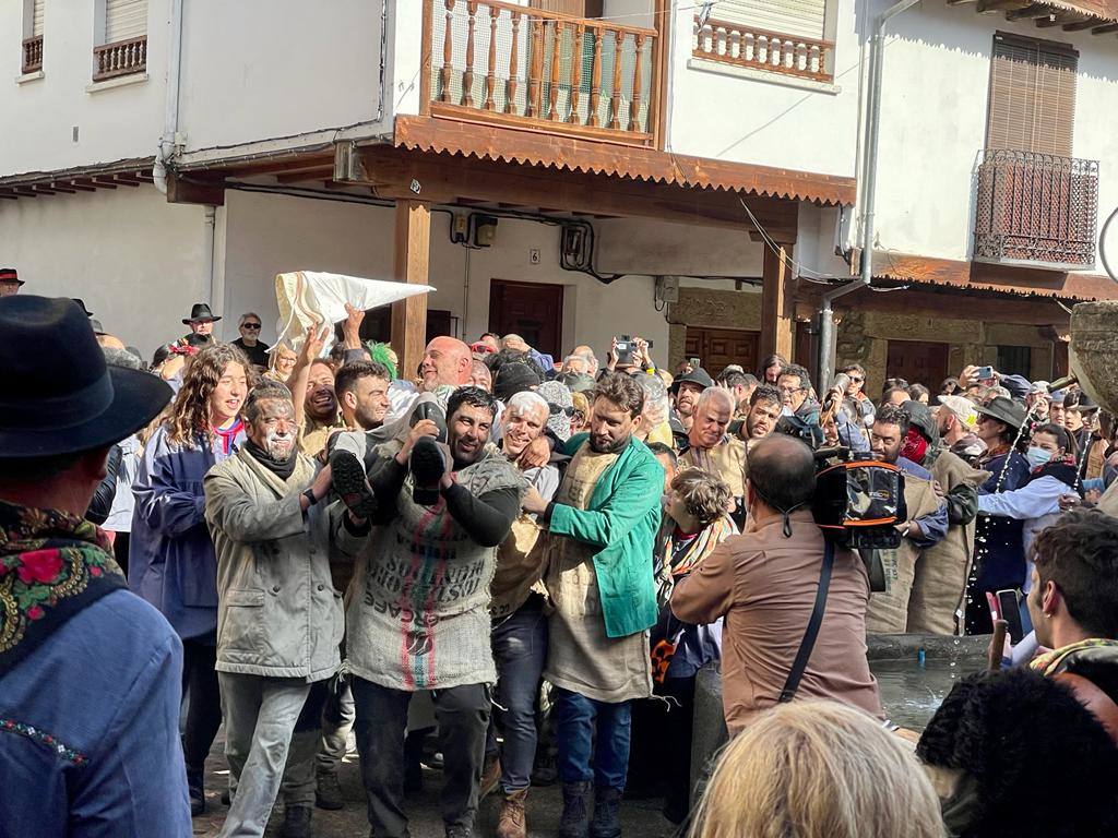 Fotos: Celebración del Pero Palo en Villanueva de la Vera